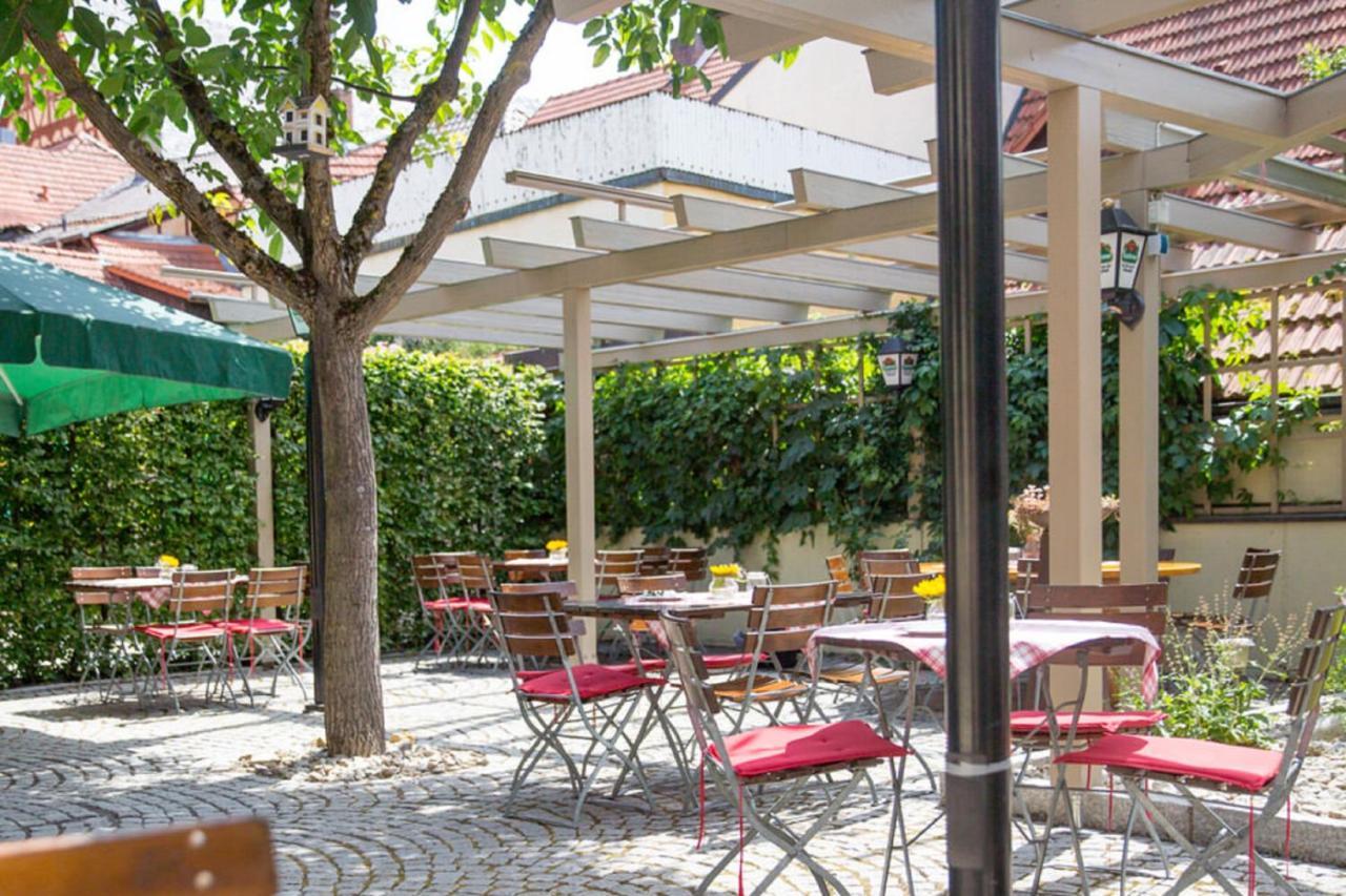 Herrenschenke-Cafe Eiring Königsberg in Bayern 外观 照片